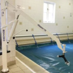 Dipper Pool Hoist With Standard Spreader Bar