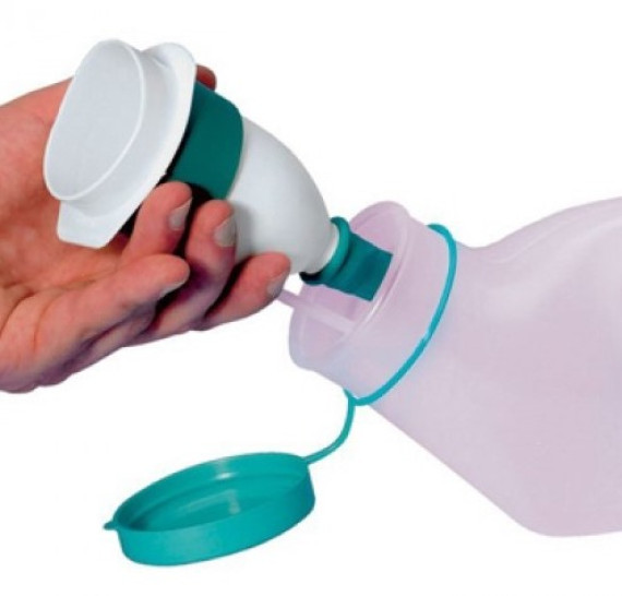 Low Spill Male Urinal Adapter